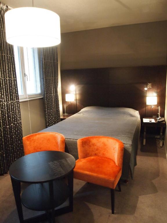Single Room with Shower,845182640:JPEG